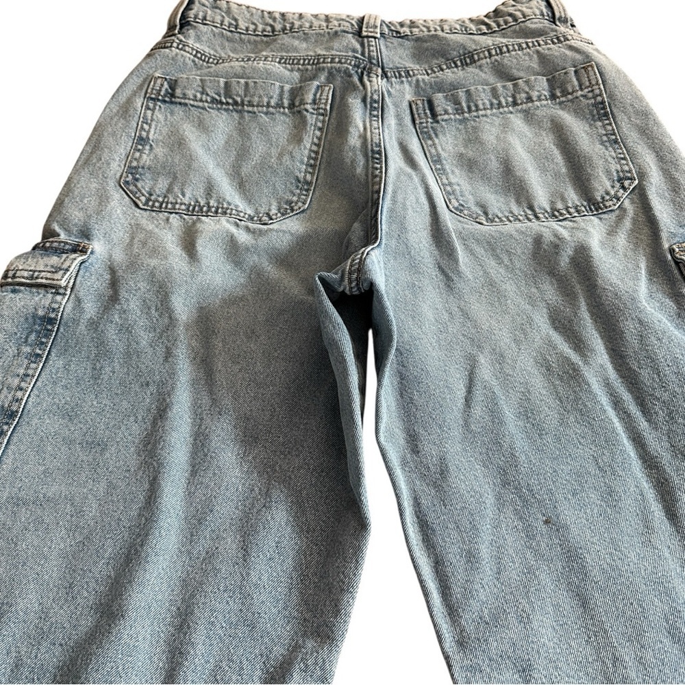 H&M Divided Cargo Jeans Mid Rise Straight Leg Utility Denim Size 6 - Picture 11 of 12